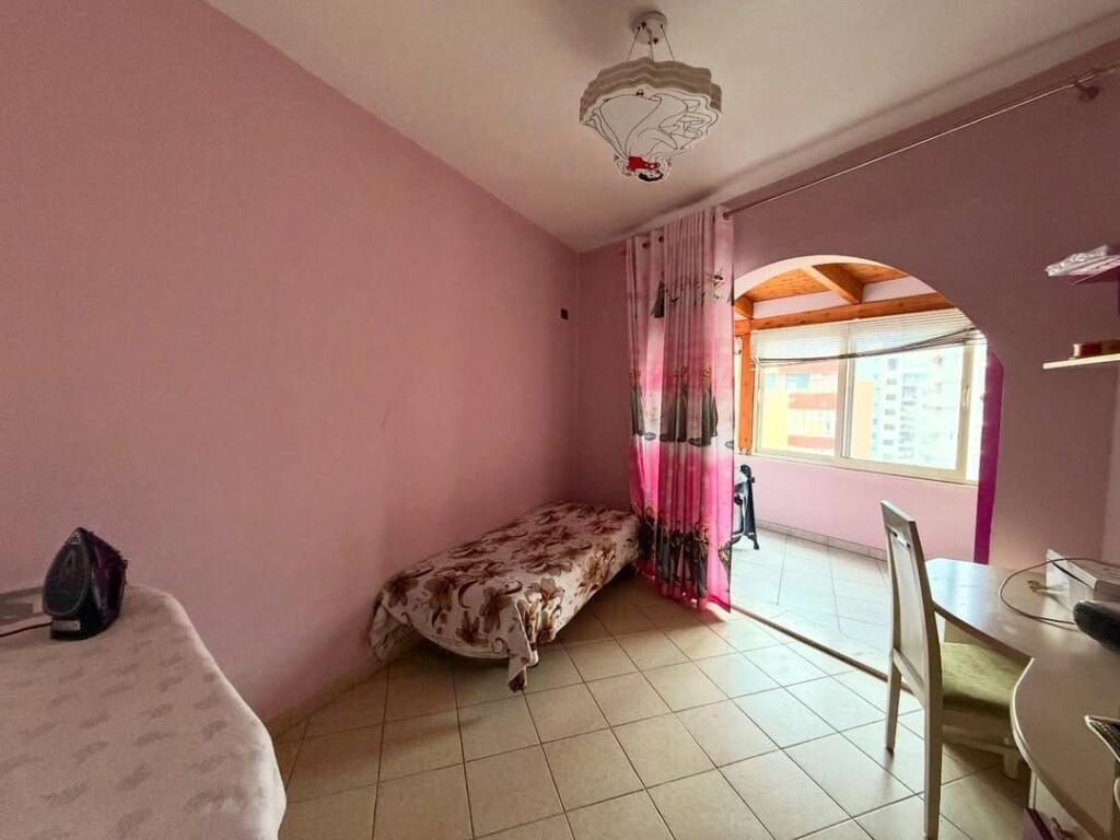 𝐒𝐇𝐈𝐓𝐄𝐓 𝟐+𝟏 𝐀𝐒𝐓𝐈𝐑 Apartament 2+1 per shitje