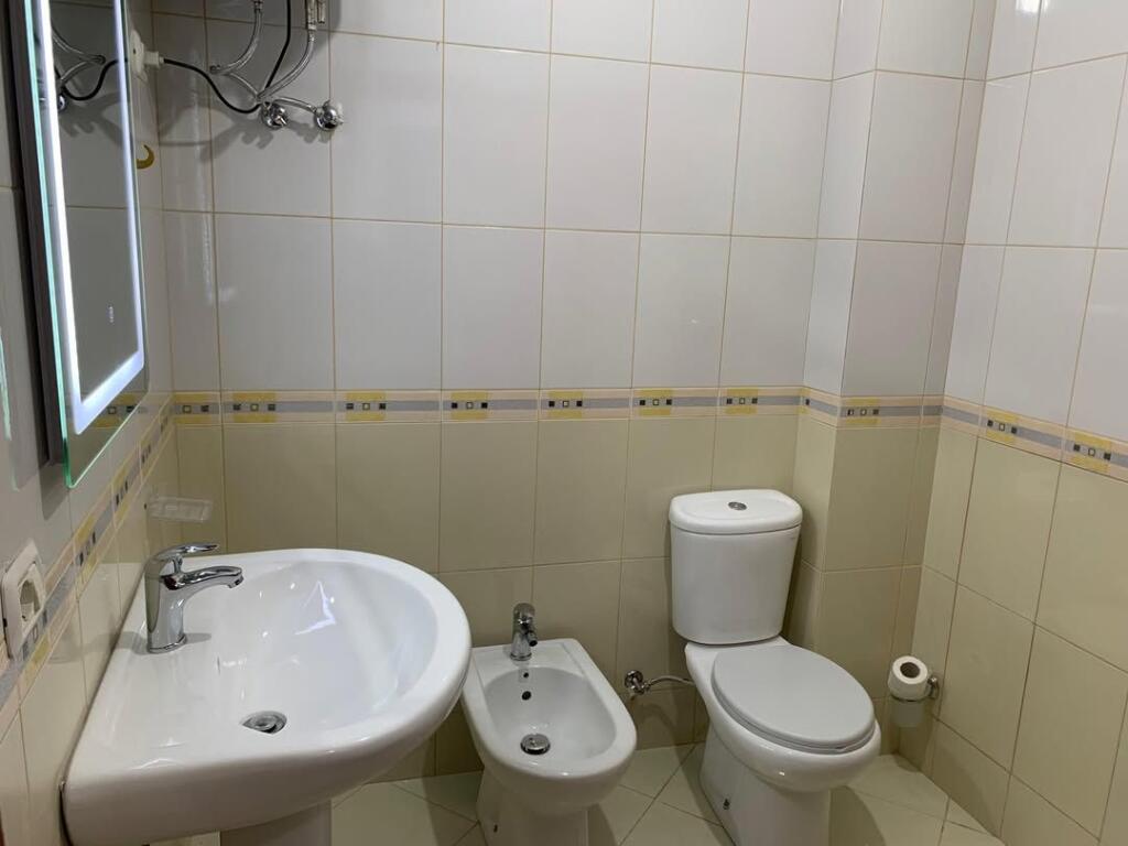 𝐐𝐔𝐀𝐃𝐑𝐎 2+1 𝐅𝐑𝐄𝐒𝐊 Appartamento 2+1 in affitto.