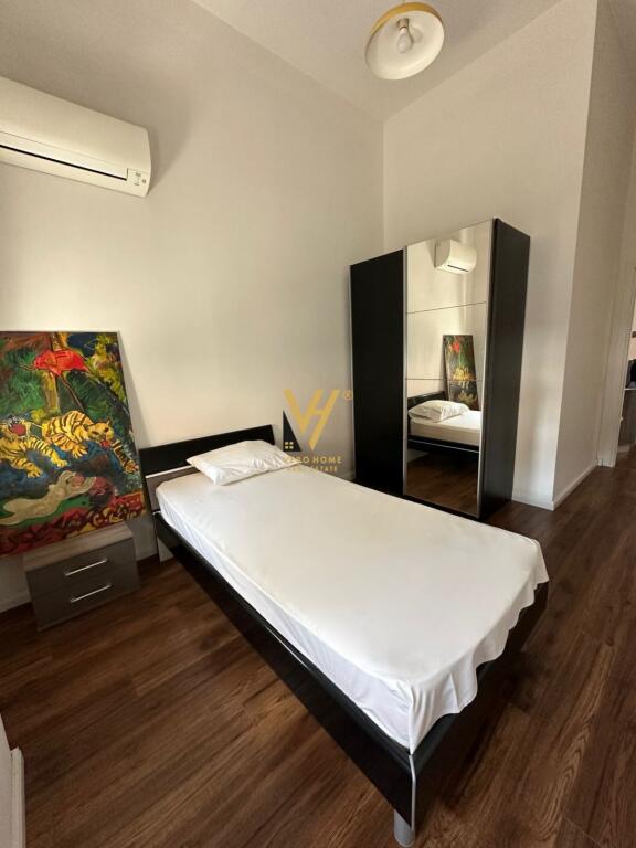 AFFITTASI APPARTAMENTO 2+1+2+BLK A ZOGU I ZI 750 EURO