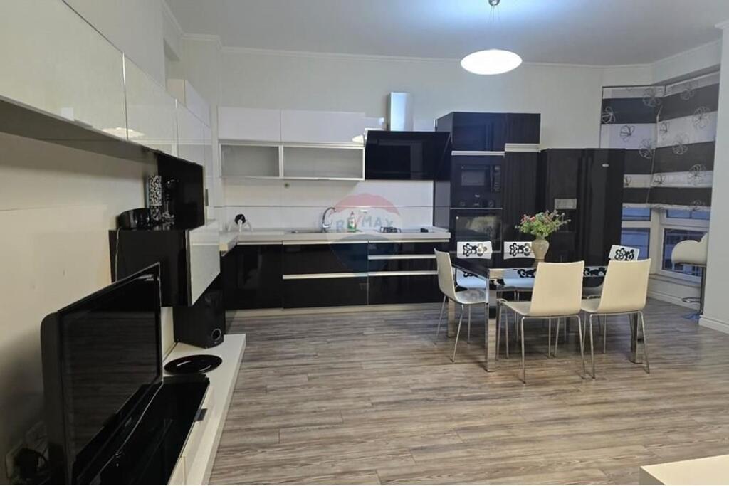 Jepet Apartament Me Qira