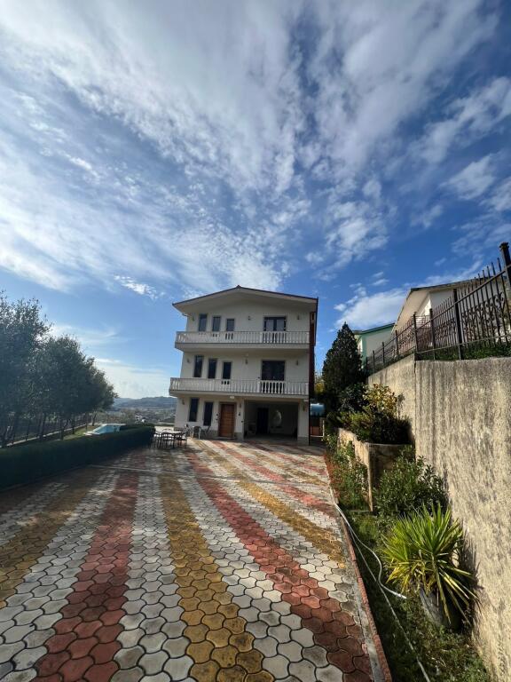 Villa in vendita a Vaqarr