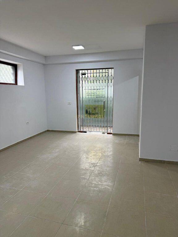 Negozio in affitto 90 m² al Giardino Botanico, Tirana!!