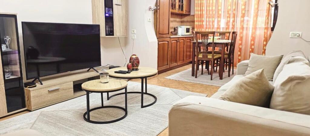 Affittasi appartamento 1+1 Pazari Ri 35.000 Leke