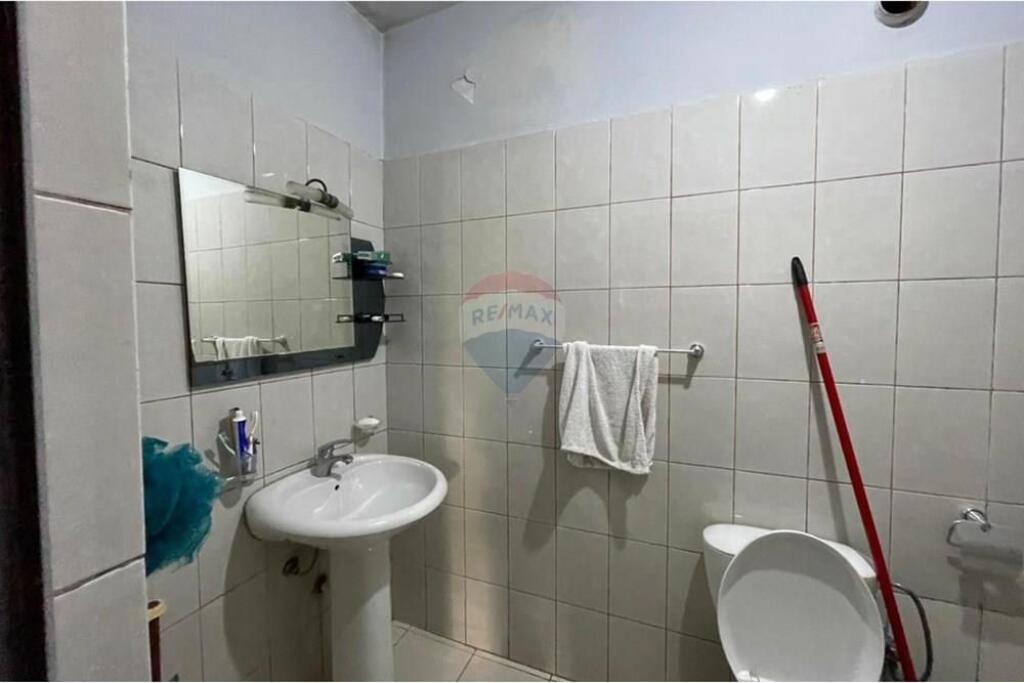 Shitet Apartament 1+1+ballkon ne Fresk