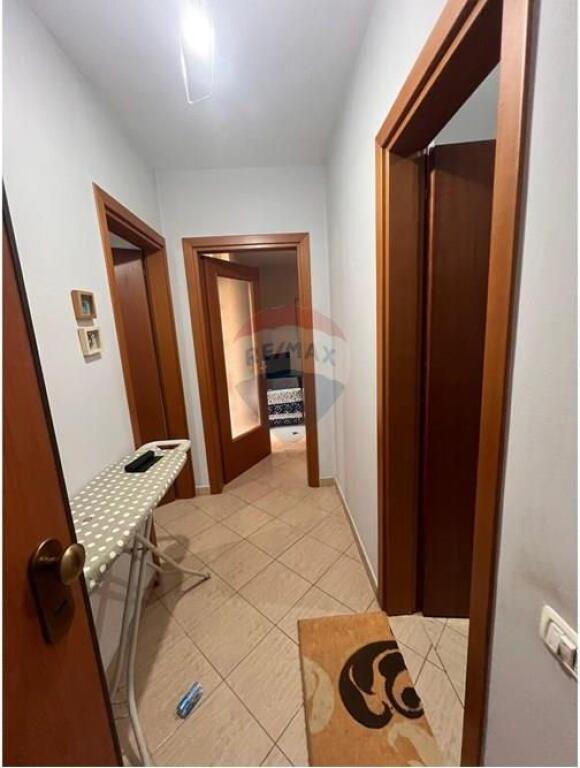 Apartament - Për Qira - Selvia, Tiranë 550 milek