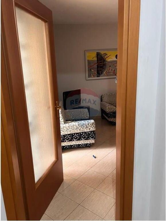 Apartament - Për Qira - Selvia, Tiranë 550 milek