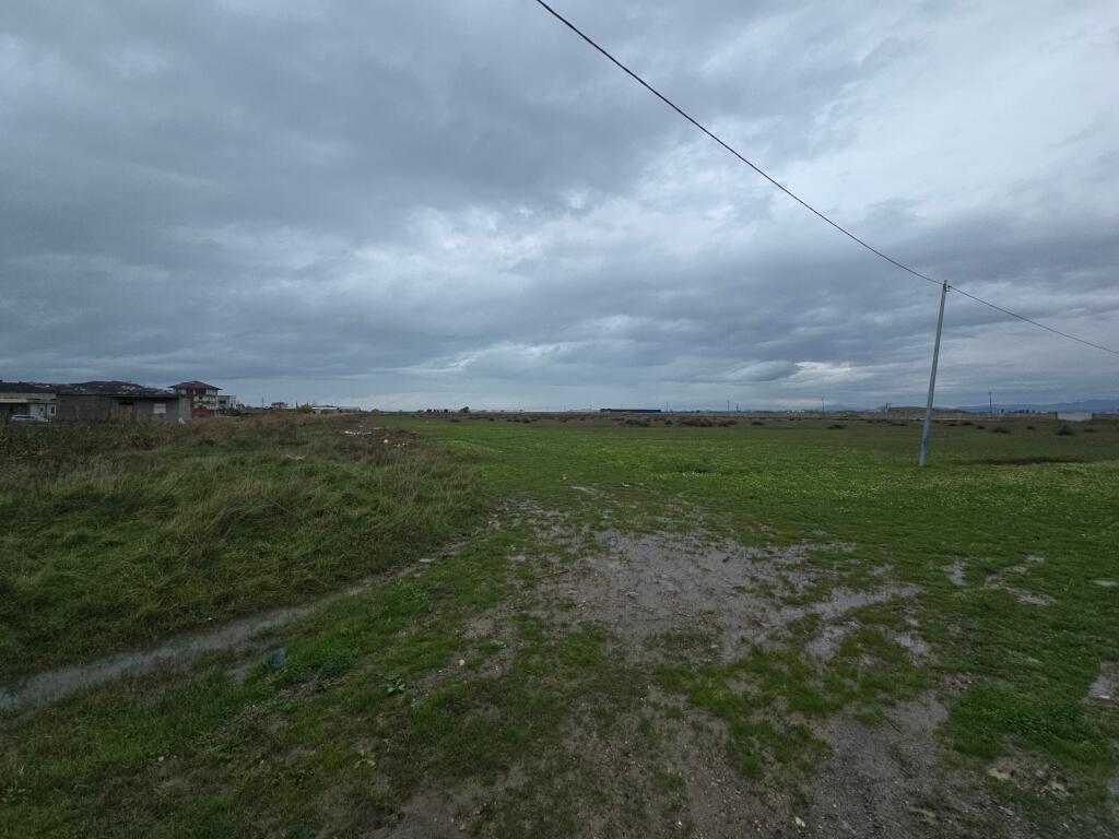 LAND FOR SALE FOR WAREHOUSE IN SPITALLE DURRES NEAR THE PORT