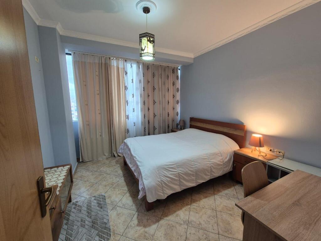 📣 Jepet me qira Apartament 2+1 (me 2 tualete) 📍 Zona: 21 Dhjetori