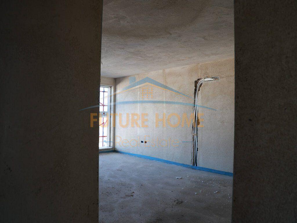 In vendita, Appartamento 2+1+2, White Tower Residence, Komuna e Parisit.