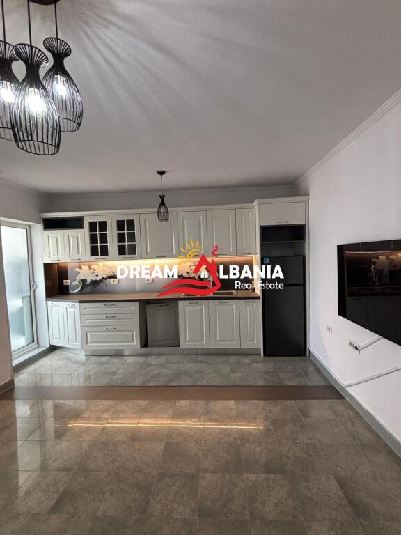 Affittasi appartamento 2+1 in via Ali Demi vicino alla Banca BKT ID (4229482)
