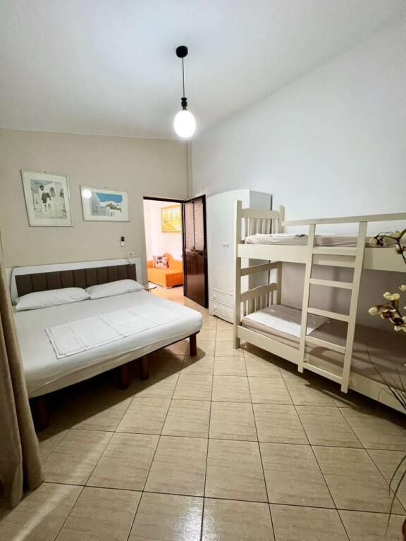 Apartament 1+1 me Qera, Pamje Deti, (Perfshire Drita, Uji, Internet)  