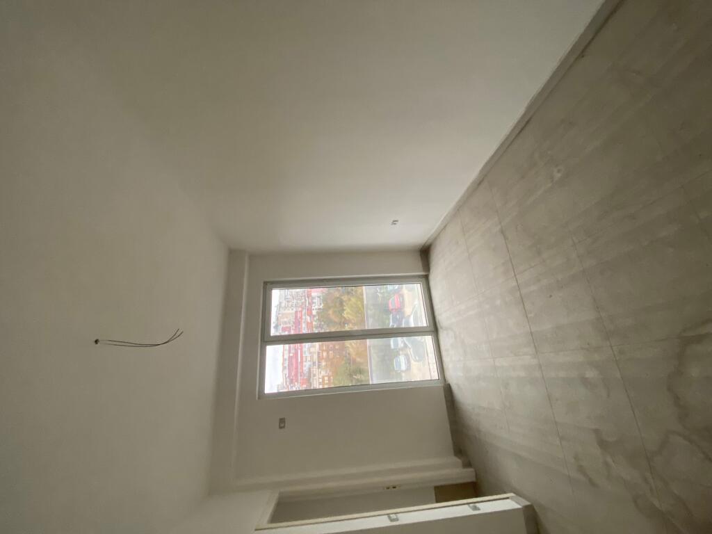 2+1, presso l'hotel Radison lago secco, prezzo 238.000 euro trattabile