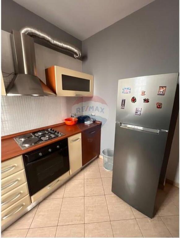 Apartament - Për Qira - Selvia, Tiranë 550 milek