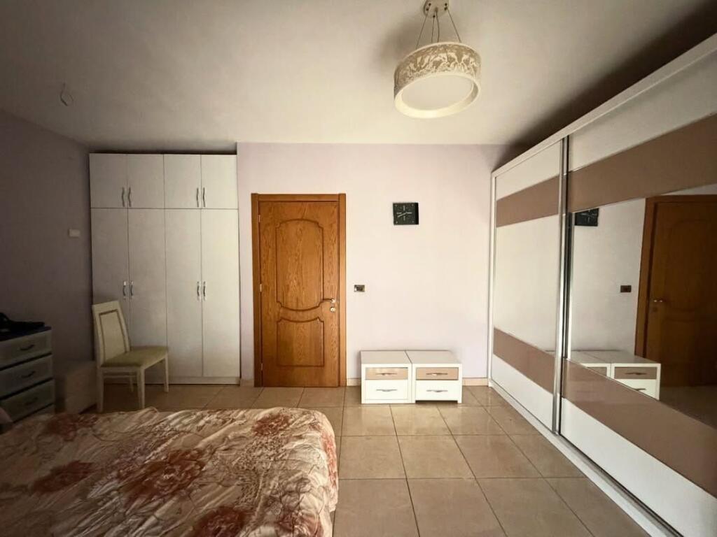 𝐒𝐇𝐈𝐓𝐄𝐓 𝟐+𝟏 𝐀𝐒𝐓𝐈𝐑 Apartament 2+1 per shitje