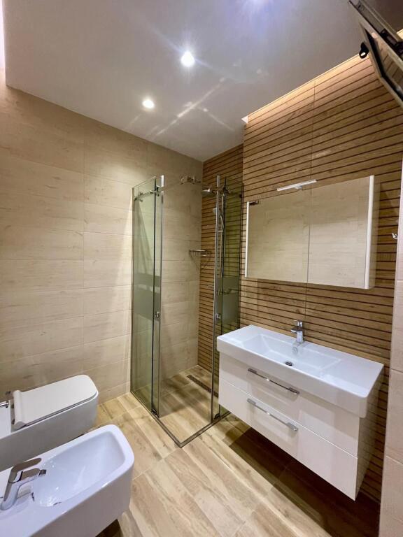 Apartment 2+1 plus parking space for rent