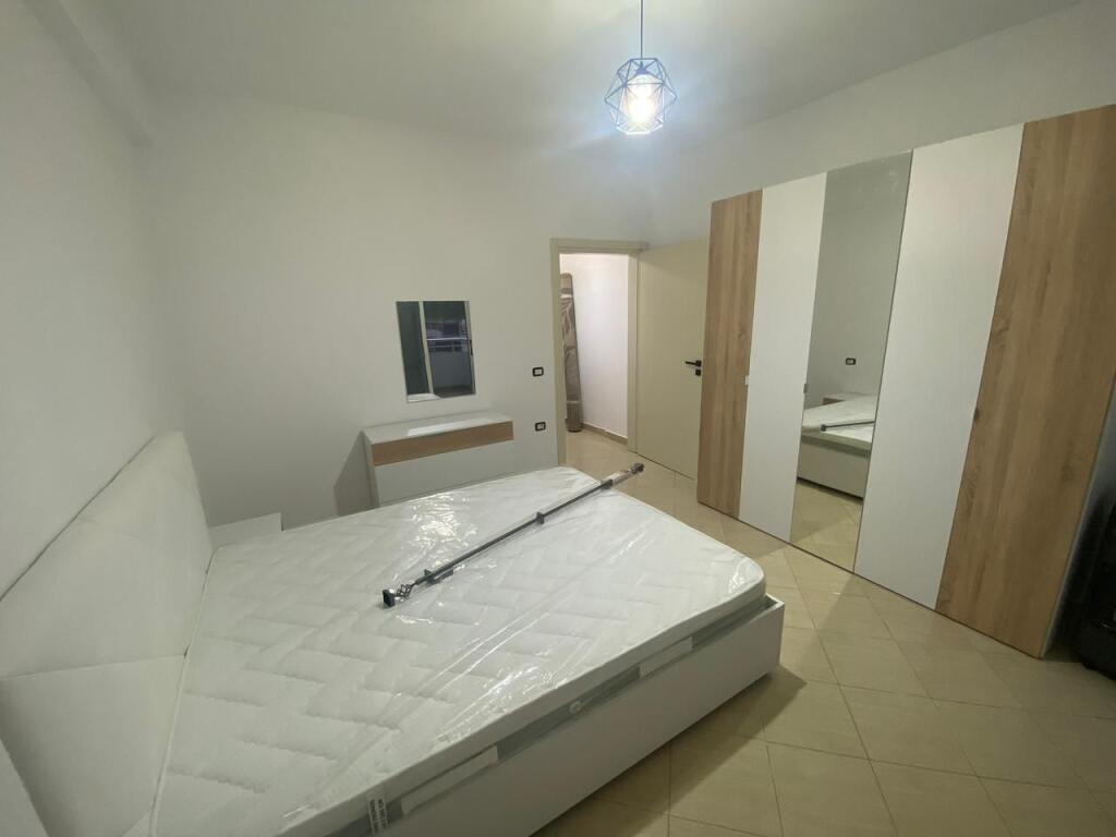 Appartamento 1+1 Affitto a lungo termine, Vicino Bar Caffè MOTTA, Vlora 300€/mese