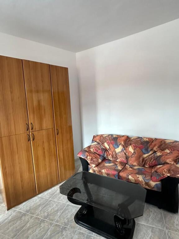 Apartment 1+1 for long-term rent, Muradie Vlore, 280€/month, Near the Clock!