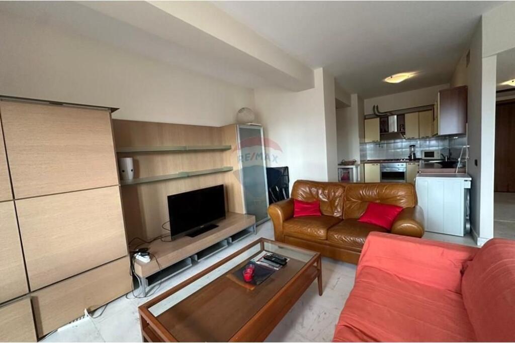 Appartamento - In Affitto - Via Abdi Toptani, Tirana 1300 ,, euro