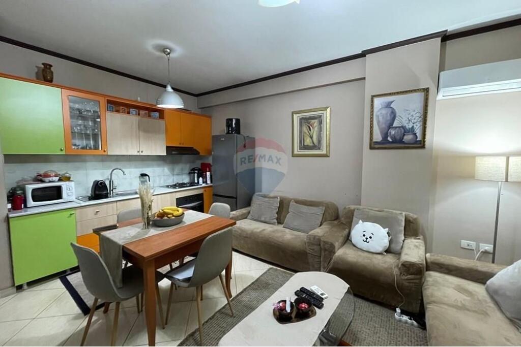 Apartment - For Sale - Kristal Center, Tirana