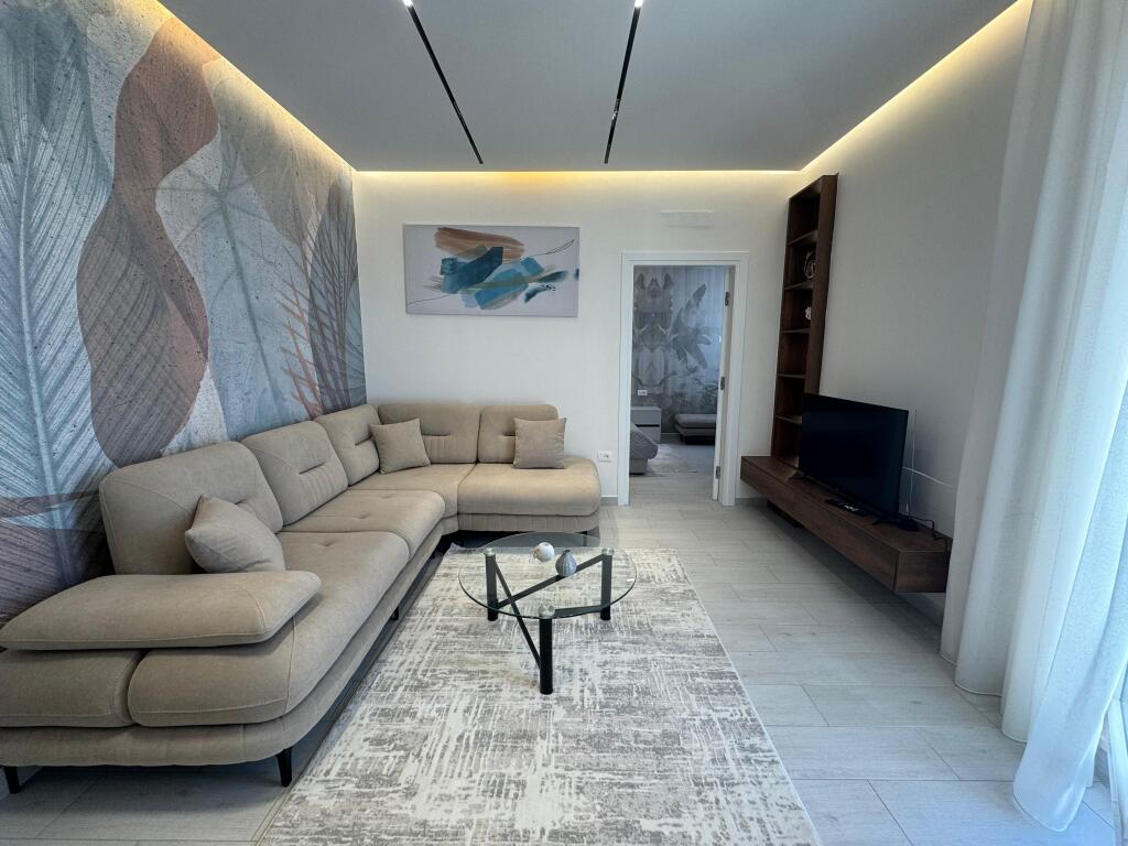 📣 QERA SUPER Apartament 1+1 Me Parking 📍 River Residence 🛣️ Rruga "Nexho Konomi" ✨