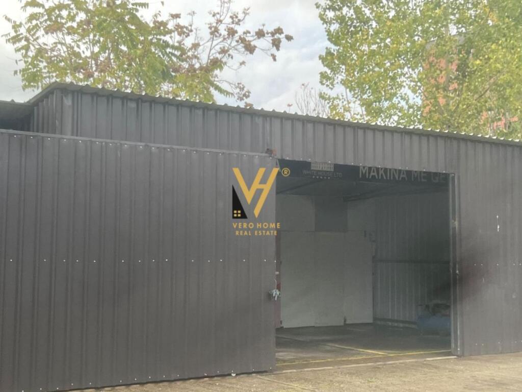 WAREHOUSE 1,060 M2 FOR RENT AT 5 MAJI 80,000 LEKE