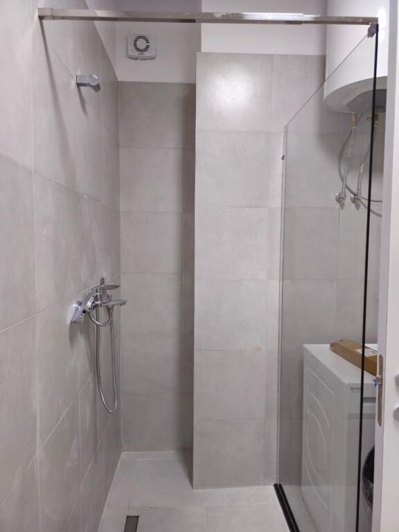 APARTAMENT ME QIRA 2+1+2 TE LIQENI THATE , PRANE FOREST GREEN