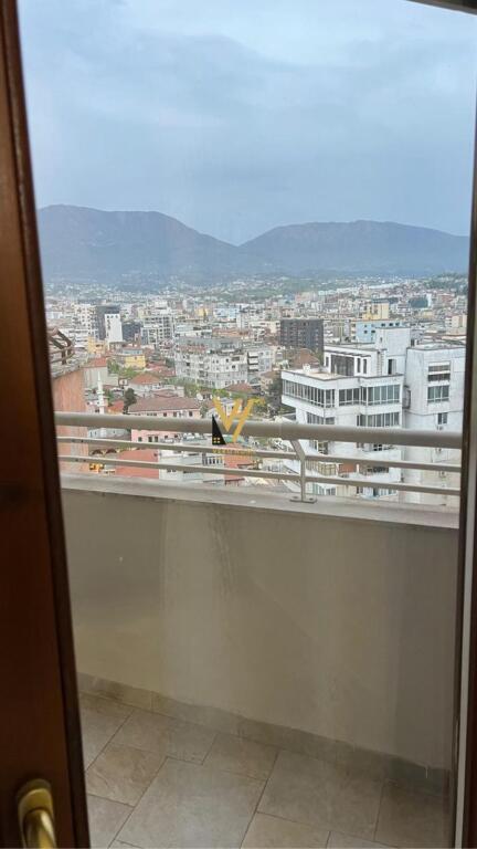 AFFITTASI APPARTAMENTO 1+1 IN CENTRO 600 EURO