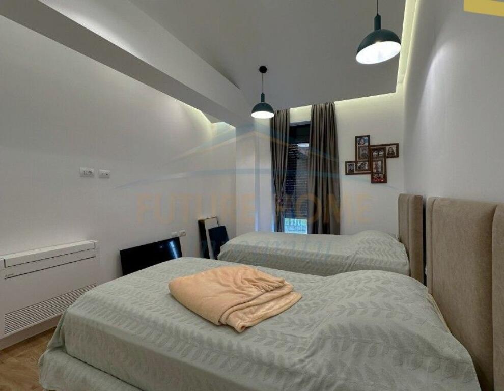 Affitto, Villa su 2 Piani, TEG