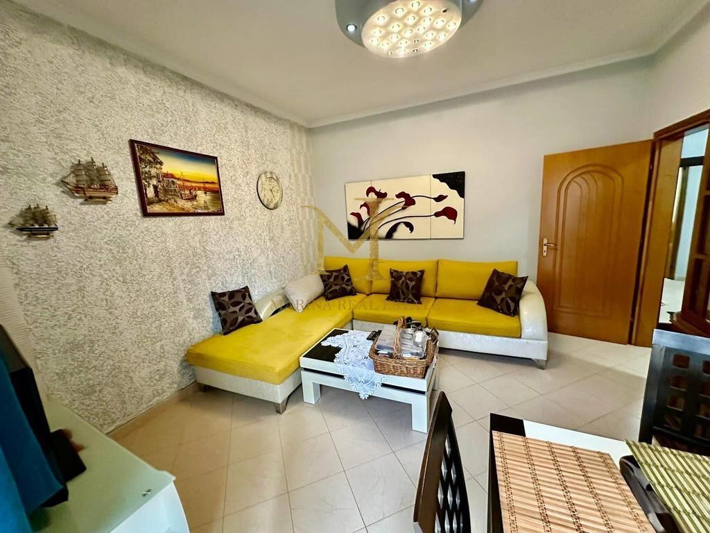 APARTMENT 1+1 FOR LONG-TERM RENT ON ILIRIA BEACH  350euro!!
