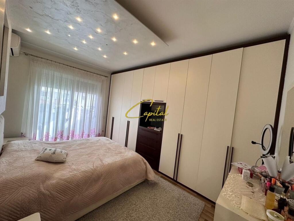 SHITET APARTAMENT 3+1 FRESKU 22.000.000 LEKE