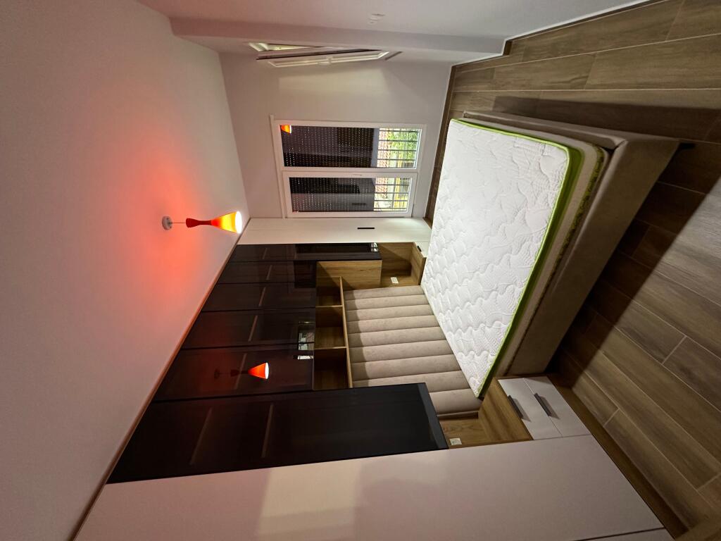 Modern 1+1 apartment for rent near the Red School