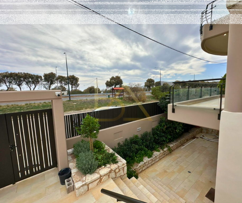 Shitet Vila –  Varkiza, Riviera e Athinës, Greqi