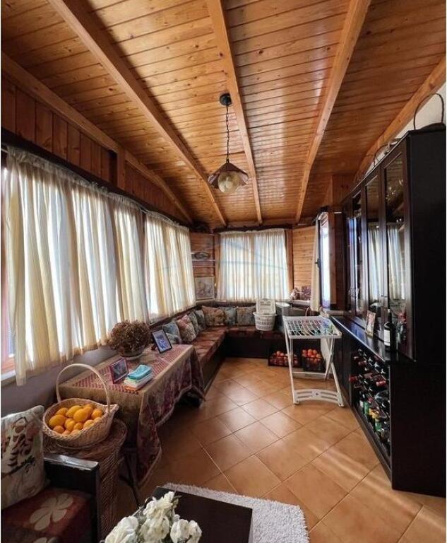 For sale, 2+1 Apartment, Zogu i Zi, Tirana.