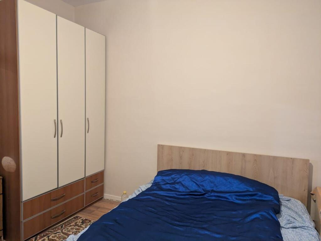 APARTAMENT ME QERA 2+1 XHAMLLIK 50.000 LEKE