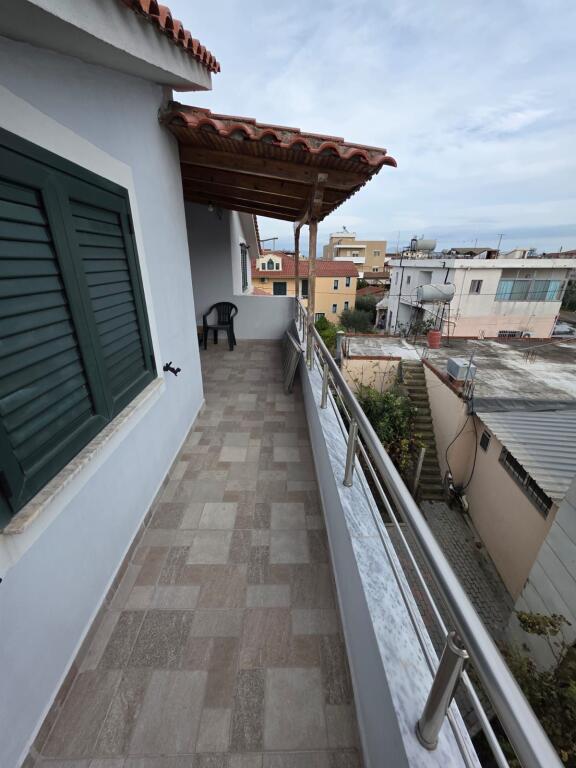 For rent third floor of a private house 3+1 in neighborhood 17