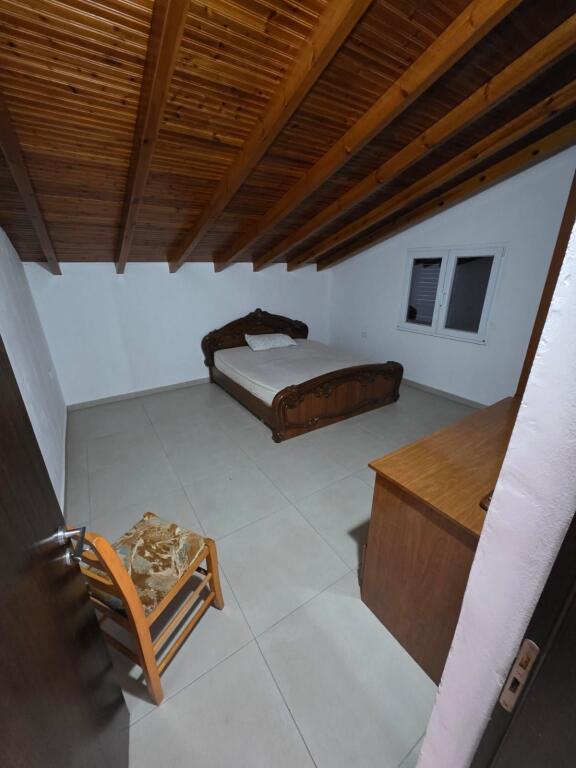 For rent third floor of a private house 3+1 in neighborhood 17
