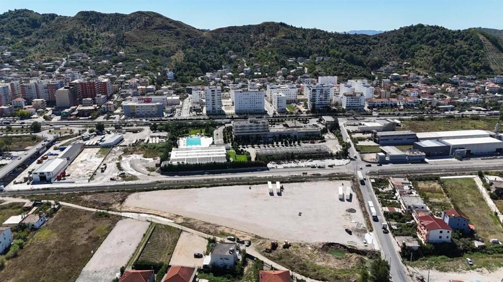 Land for sale in Vore near the Customs (ID 4191113)
