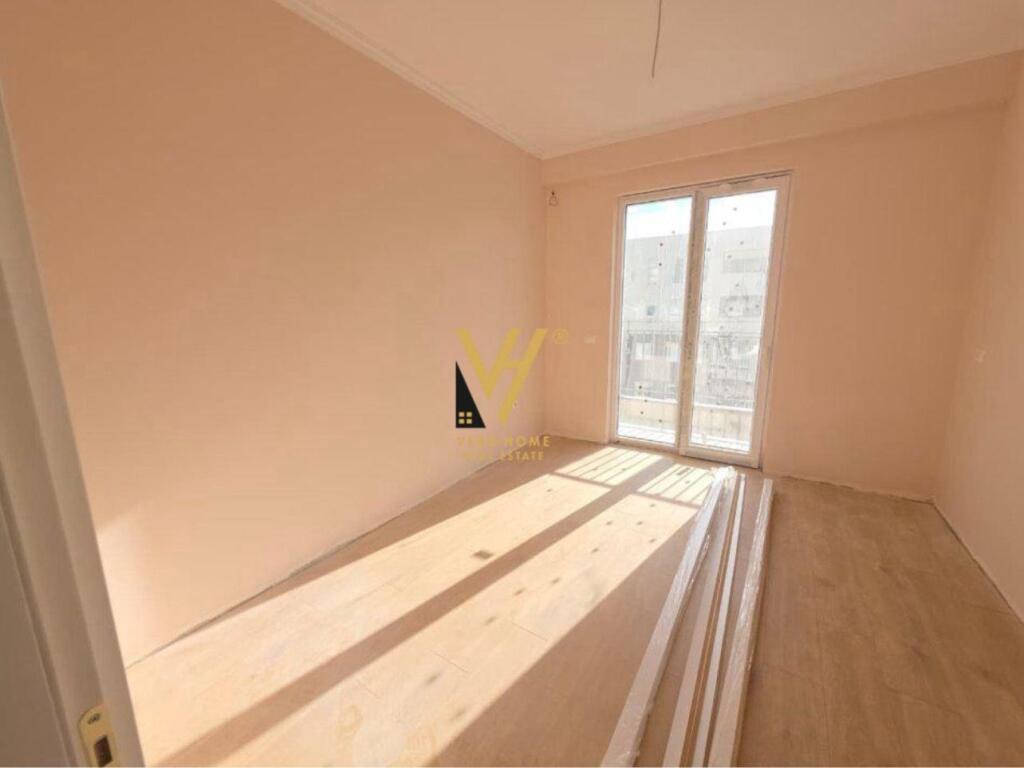 JEPET APARTAMENT 2+1+2 ME QIRA TE KOMUNA E PARISIT 1.100 EURO