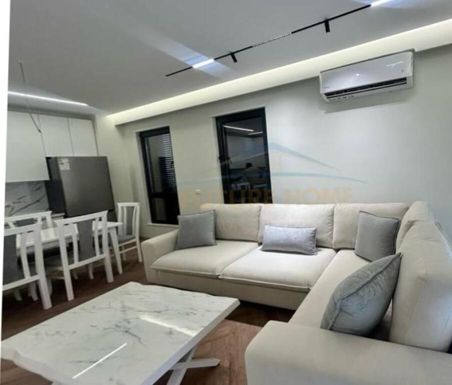 Affitto | Appartamento 2+1+2 + Posto Auto | Porcelan, Tirana