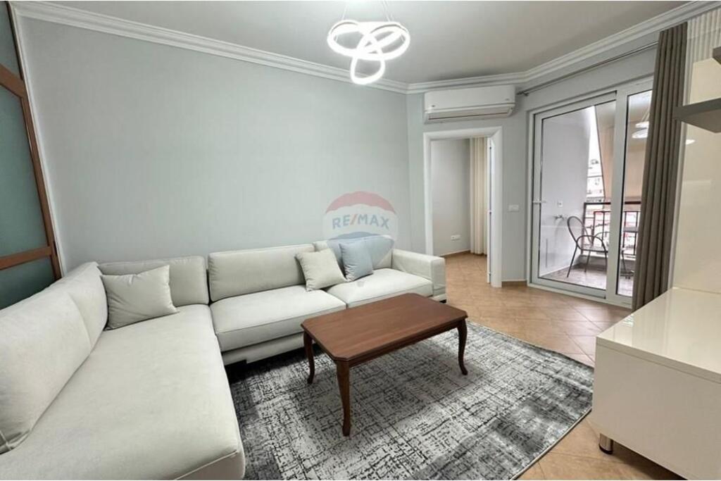 APARTAMENT 2+1 PER QIRA TEK RRUGA E KAVAJES!