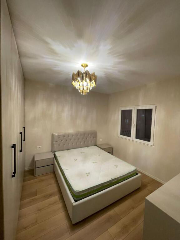 apartament me qira 2 palmat astir