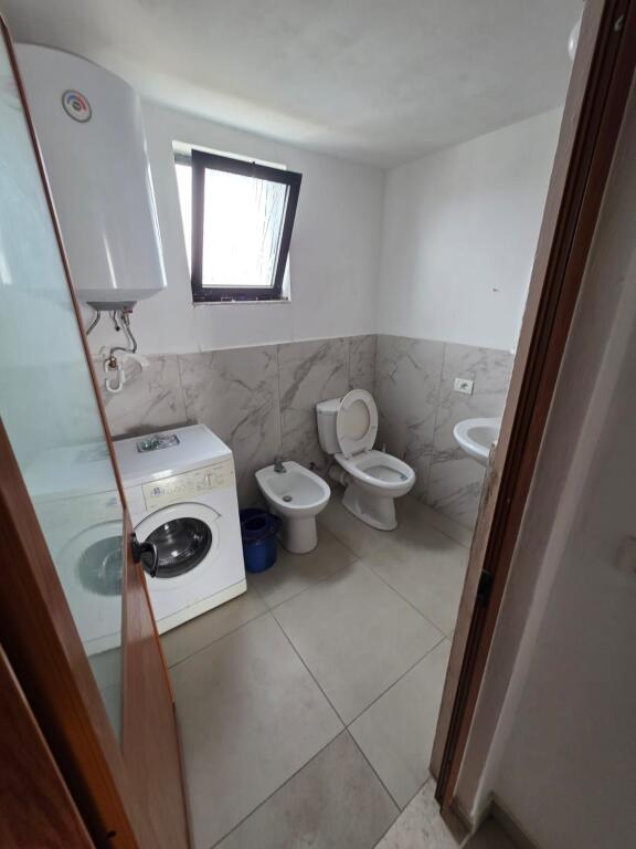 For rent third floor of a private house 3+1 in neighborhood 17