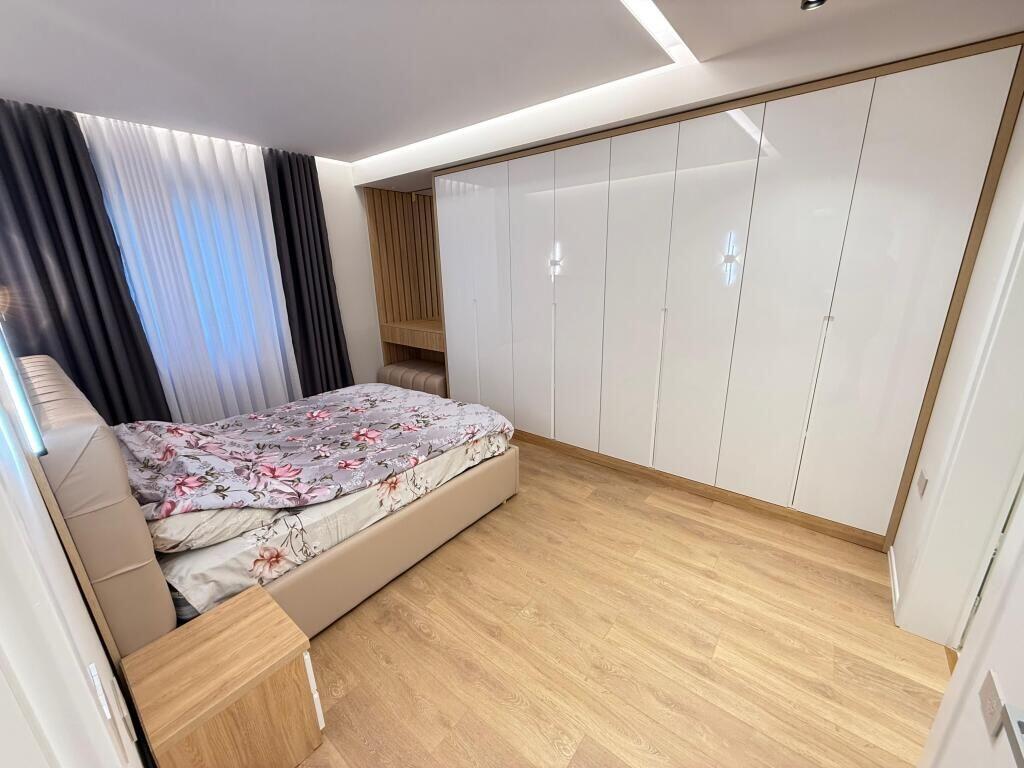 📣 QERA Super Apartament 2+1+2 tualete 📍Liqeni i thate ,Kompleksi Fz