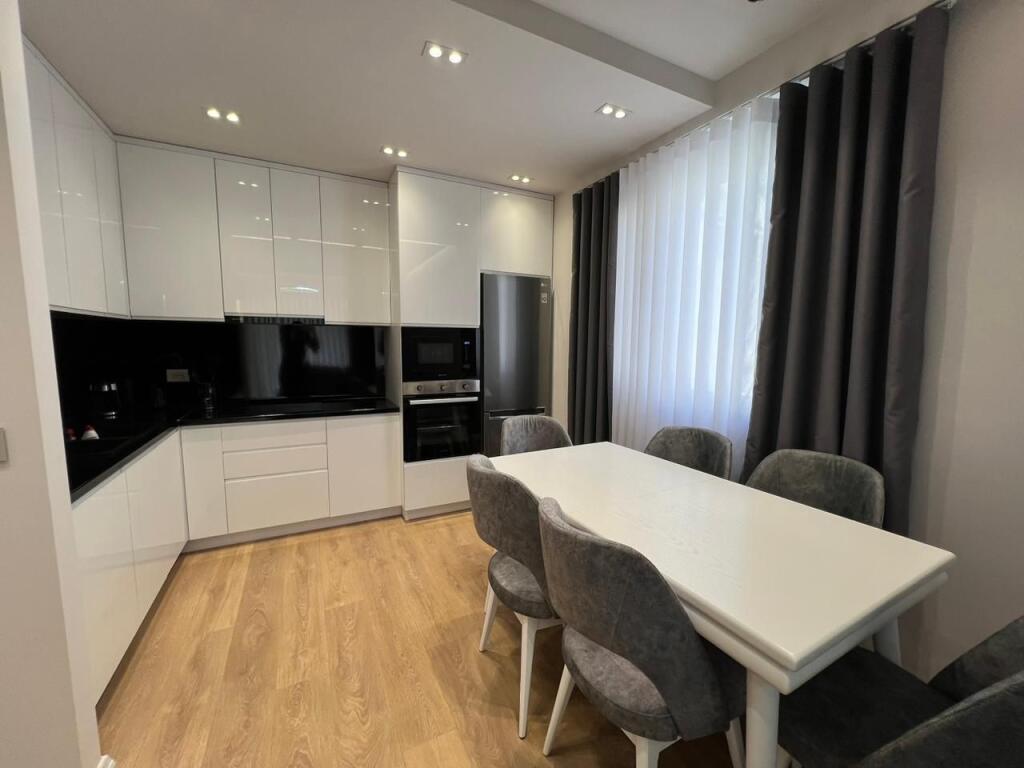 APARTAMENT 2+1+2 PËR QERA TEK LIQENI THATE!
