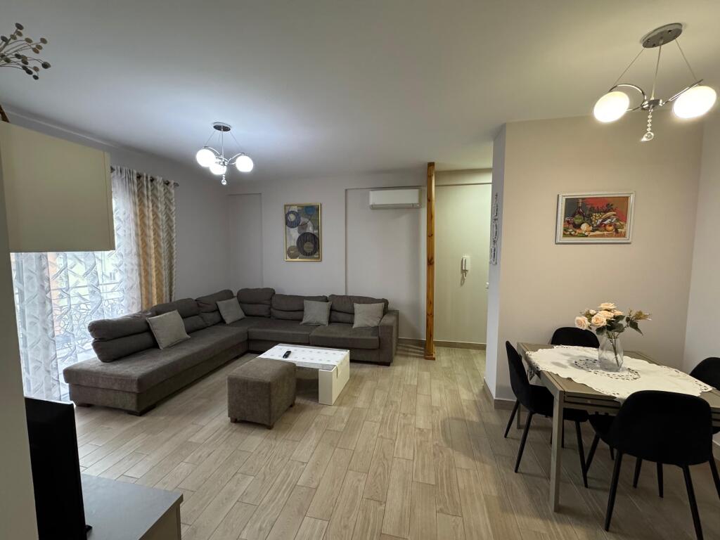 Apartament me qira 1+1
