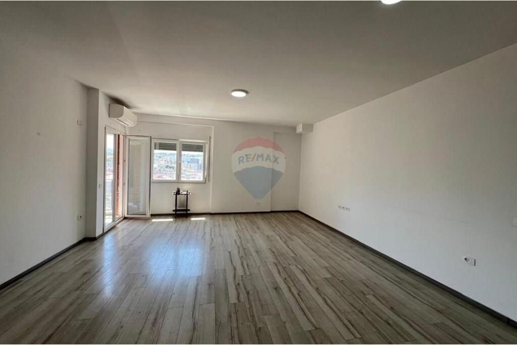 Apartment - For Sale - Ali Demi Street, Tirana (ID: 530281030-817)