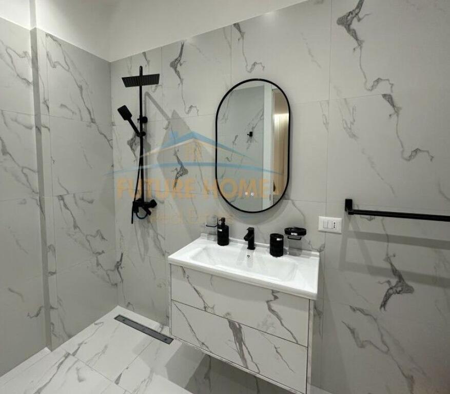 Qira,Apartament 2+1+2 Post Parkimi,Kompleksi Delijorgji,Tirana.