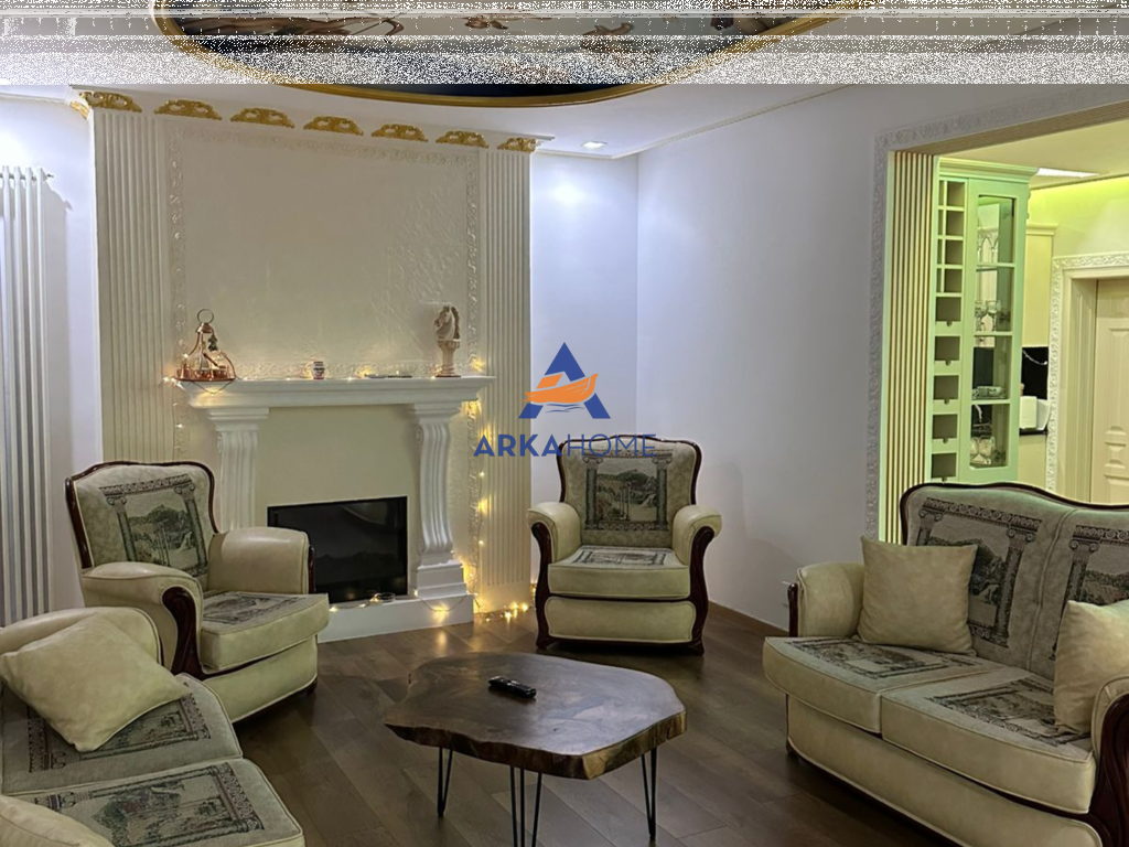 VILLA SU 3 PIANI IN AFFITTO "RRUGA E ELBASANIT" 8.000 EURO