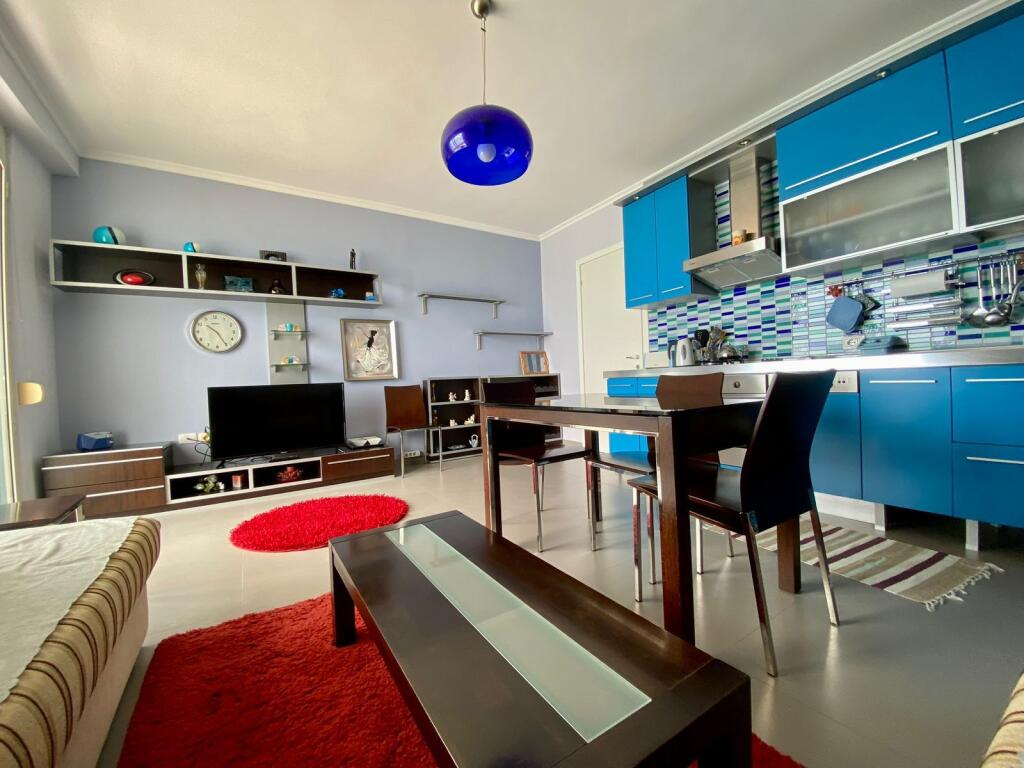 Shitet super Apartament vije e pare me detin te shkembi kavajes