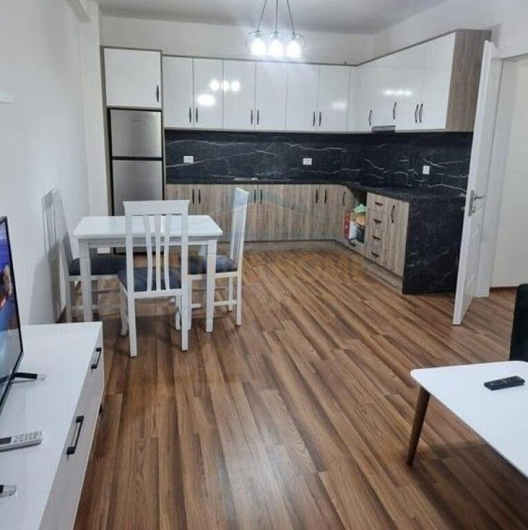 For sale, Apartment 1+1 Astir, Tirana.